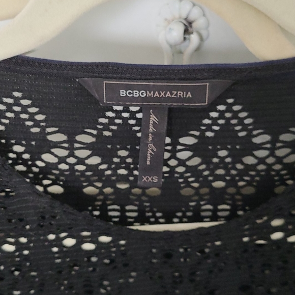 lond sleeve top - Picture 3 of 3